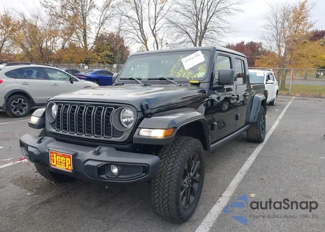 2025 Jeep Gladiator Nighthawk z USA, uszkodzony, nr VIN 1C6PJTAG9SL502572